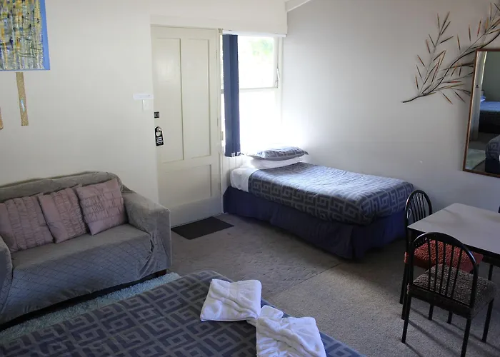 Jack & Di's Waiteti Lakefront Motel Rotorua