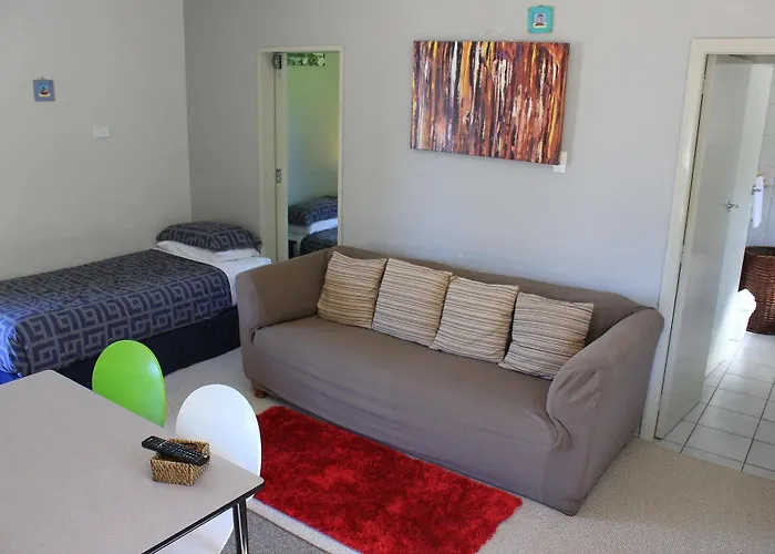모텔 Jack & Di's Waiteti Lakefront 4*